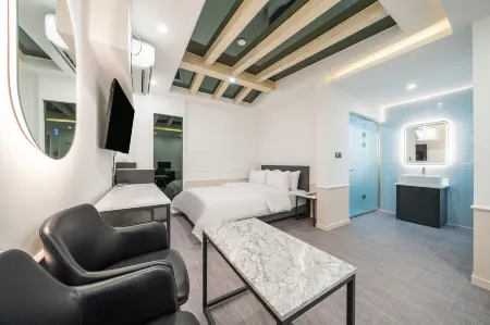 Gangnam Spring Hotel