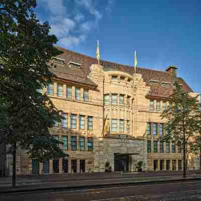 Voco the Hague Hotel Exterior