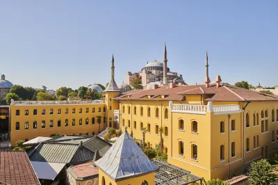 Four Seasons Hotel Istanbul at Sultanahmet فنادق في إسطنبول