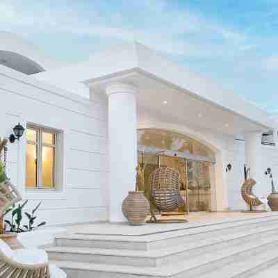 Grecotel Casa Paradiso Hotel Exterior