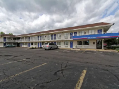 Motel 6 Amherst, Oh - Cleveland West - Lorain Hotels in Lorain County