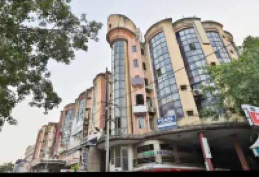 Hotel Amber Railway Station