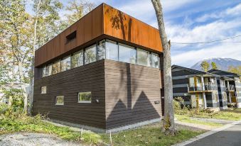 Niseko Central Houses and Apartments