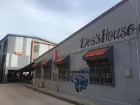 Dos's House Hotels in Phuket