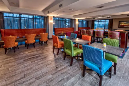 Hampton Inn Orlando-Walt Disney World Resort Maingate South Отели в г. Давенпорт