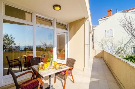 Apartments Subrenum Отели в г. Млины