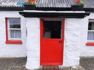 Cherry Tree Cottage - Cosy 19th Century Cottage