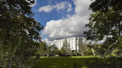 Rogner Hotel Tirana Hotels in der Nähe von Qendra Stefan