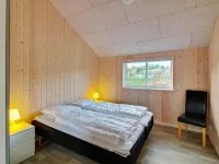 "Ethel" - 1.5km to the Fjord