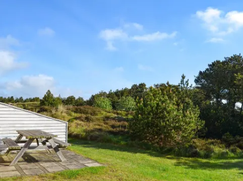 "Edeltraud" - 2.3km from the Sea