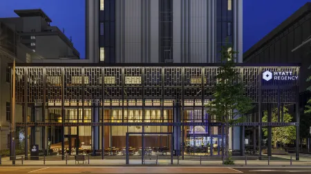Hyatt Regency Yokohama Отели рядом со станцией Toho Shirasu Railway Station