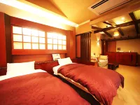 Business Hotel Green Road Hotels in Namie