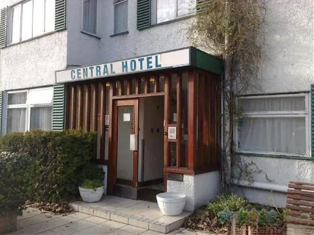 OYO 센트럴 호텔 골더스 그린