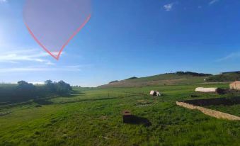 Ulan Butong Huhe Hada Manor