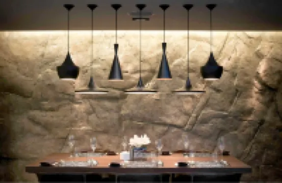 نينا هوتل كولون إيست