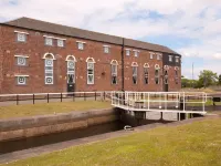 Premier Inn Falkirk Central Hotels in Falkirk
