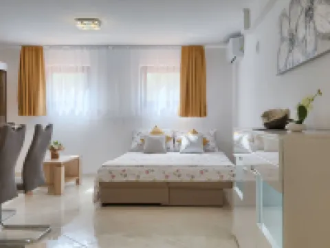 Meden Hotels in Galizana
