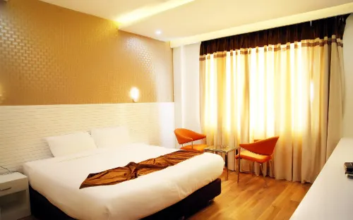 Hotel Royal Comfort Inn