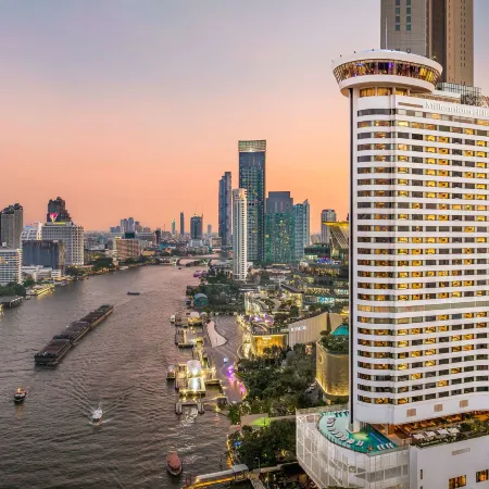 Millennium Hilton Bangkok Отели рядом с достопримечательностью «Риверсайд»