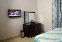 144套房豪華酒店