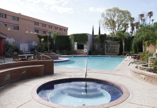 라마다 바이 윈덤 비스카운트 스위트