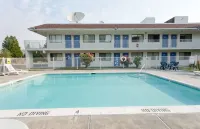 Motel 6 Weed, CA - Mount Shasta Hotel di Weed