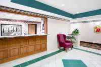 Super 8 by Wyndham Athens - 2-Star