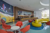 Universal’s Cabana Bay Beach Resort - bar
