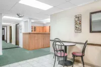 Super 8 by Wyndham Tomah Wisconsin Hotels in Tomah