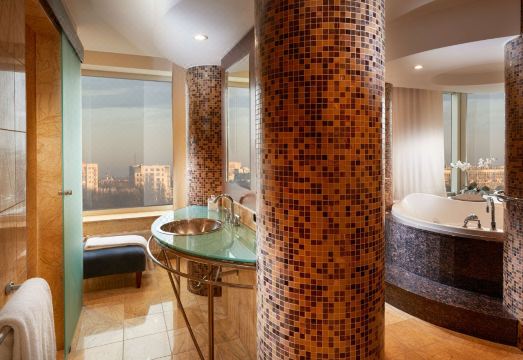 5. 리젠트 바르샤바..