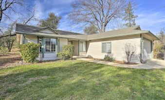 Peaceful Shasta-Redding Retreat 3 Mi to Lake! - Housity