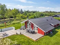 "Menka" - 1.3km from the Sea Hotels near Lergraven