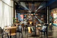 Moxy Plymouth - breakfast