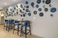 Cambria Hotel Rockville - breakfast