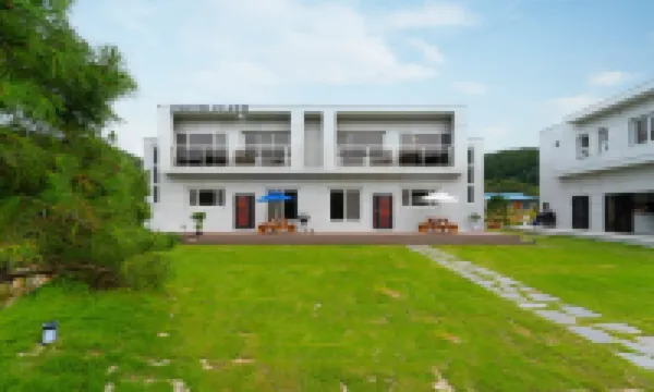 Chuncheon Venue Pool Villa (August 19) 鄰近翡翠花園的酒店