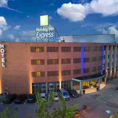 Holiday Inn Express Parma Hotel Exterior