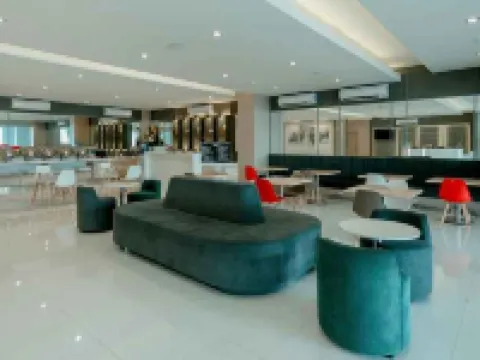 فرونت وان هوتل جريسيك فنادق في غريسيك ريجينسي