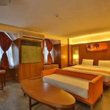 Crown Regency Beach Resort