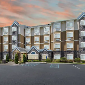 Microtel Inn & Suites by Wyndham Opelika