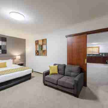 Best Western Plus Ambassador Orange Rooms