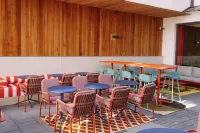 ClapClap Hôtel, Food & Bar Hotels in Strasbourg