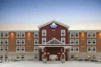 Days Inn & Suites by Wyndham Sherwood Park Edmonton