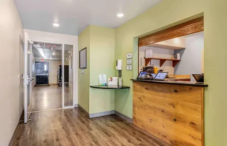 Extended Stay America Select Suites - Fort Lauderdale - Airport - West Отели в г. Дейви