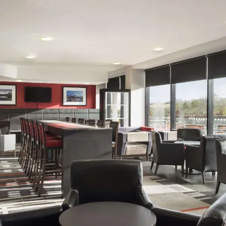 Ramada Encore by Wyndham Newcastle-Gateshead