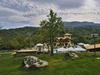 Hotel Villa Danilo فنادق في Province of Chieti