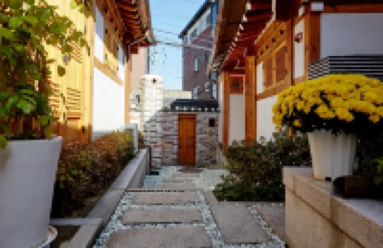 Hanok 24 Guesthouse Gyeongbokgung Hotels in Seochon