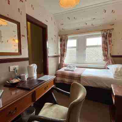 Kings Arms Hotel Rooms