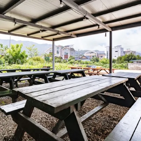 Samcheok Sea Star Pension (Yonghwa Beach)