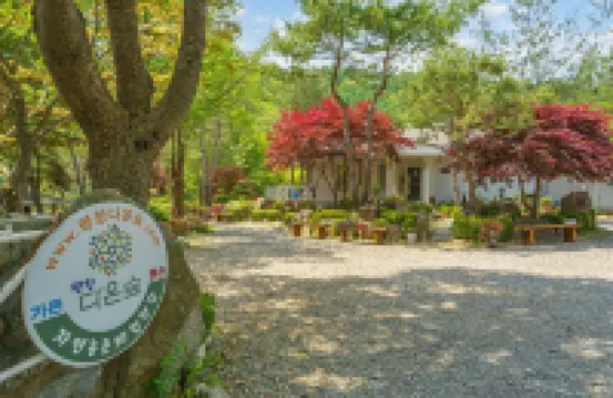 Pyeongchang Daon Forest Pension 鄰近平昌站的酒店