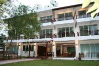 Kirati Beach Resort